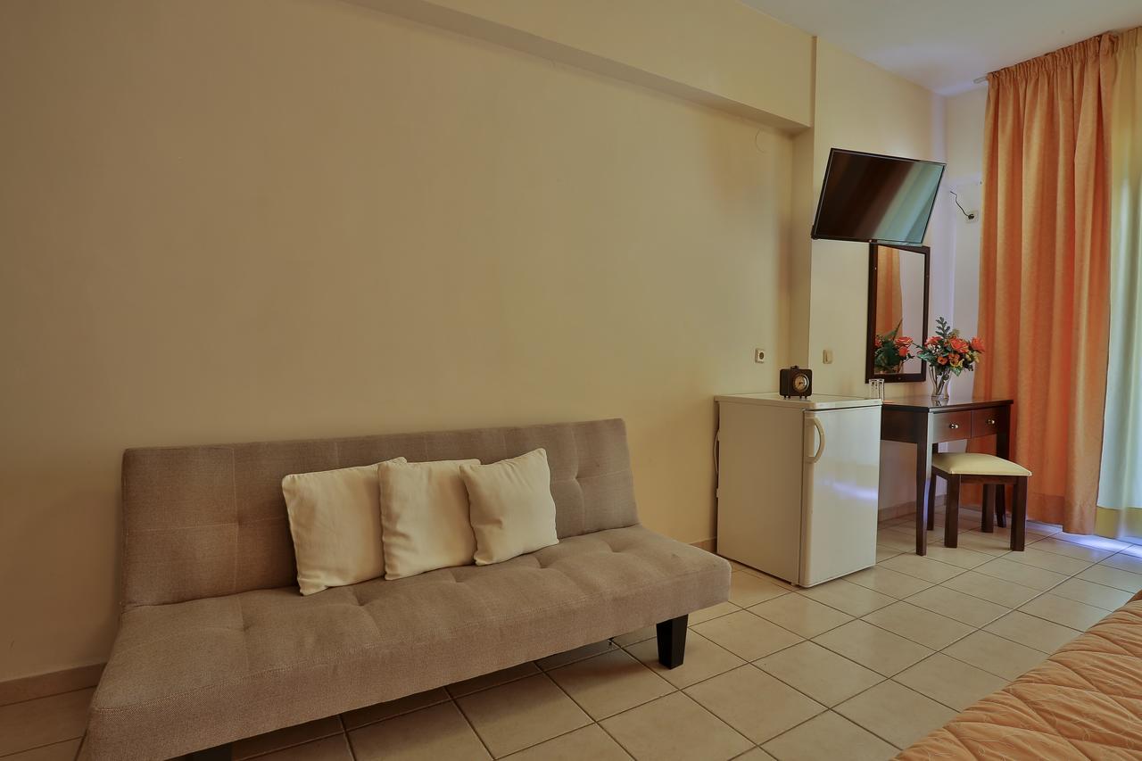 Hotel Ilion Paralía エクステリア 写真
