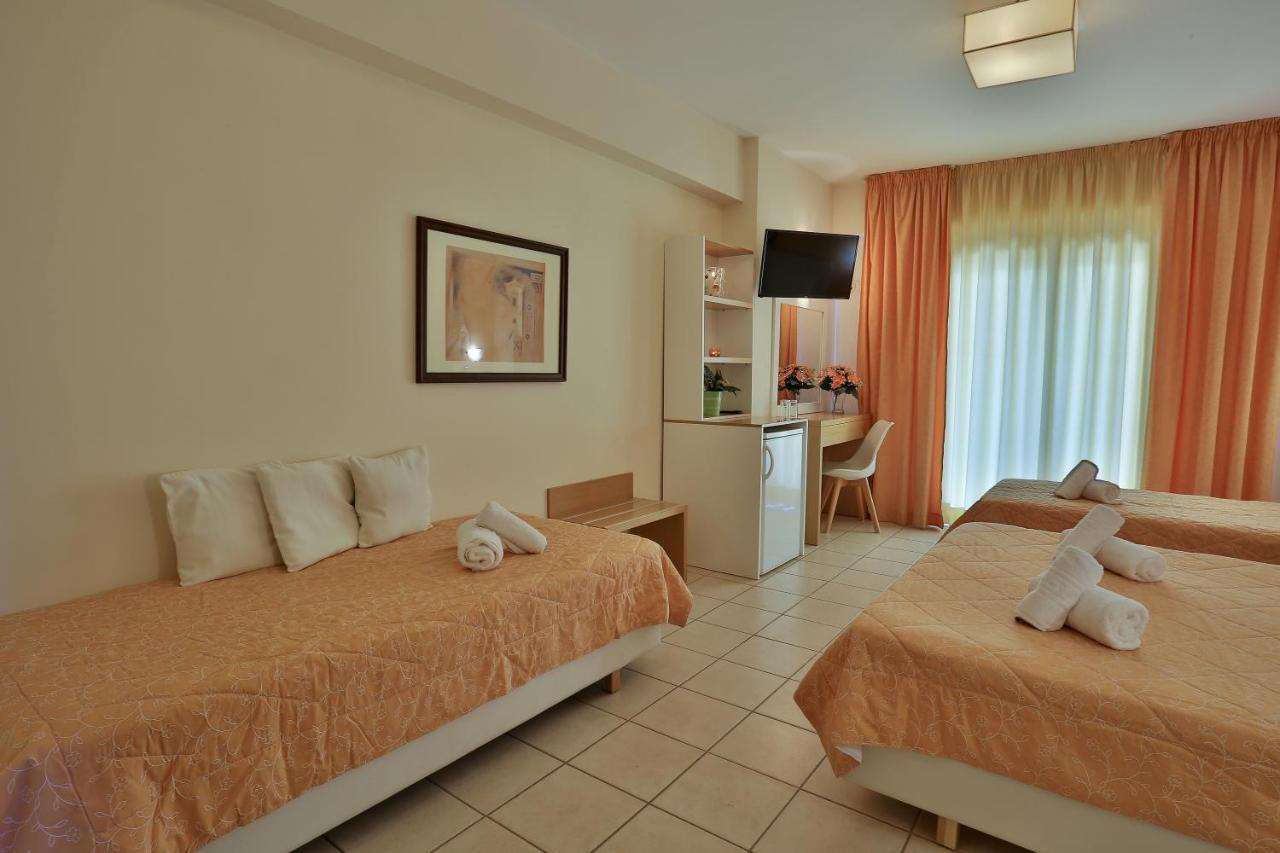Hotel Ilion Paralía エクステリア 写真