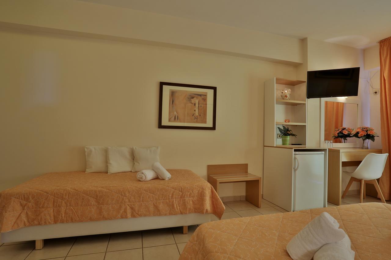 Hotel Ilion Paralía エクステリア 写真