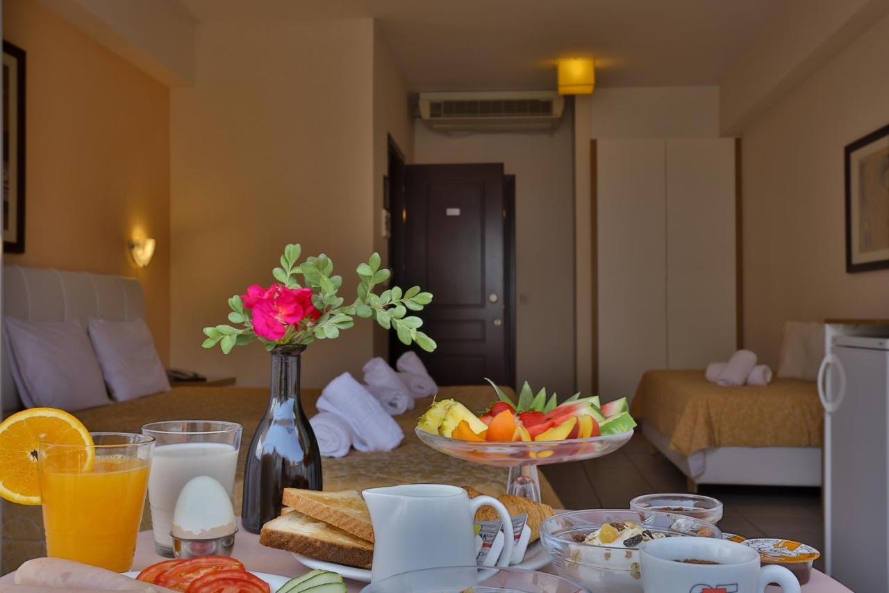 Hotel Ilion Paralía エクステリア 写真